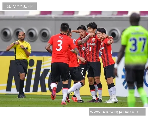 上港与全北佩雷拉激战在即球迷期待精彩对决与胜利时刻