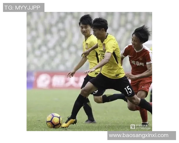 恒大与西悉尼激战正酣比分悬念引发球迷热议