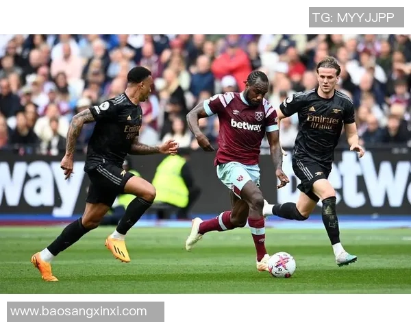 查洛巴与斯通斯的对决谁能在英超赛场上脱颖而出展现实力与风采