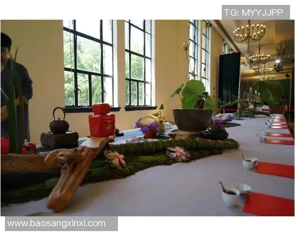 新疆咔什古城与上海的文化碰撞与旅游魅力对比探讨 新疆咔什古城与上海的文化碰撞与旅游魅力对比探讨