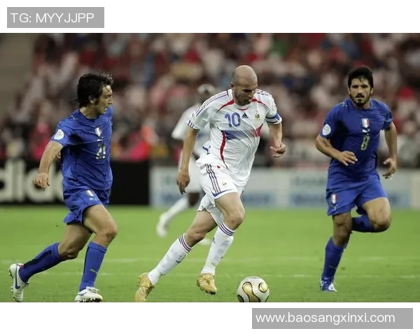 科斯塔的足球之路：从青训到职业生涯的辉煌历程与成就探索